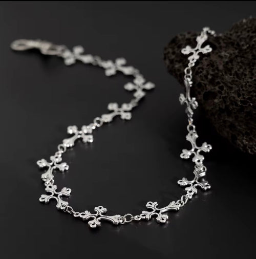 Catena Pantaloni Silver con Perle e Croce Gotica – Accessorio Jeans Doppia Catena Y2K