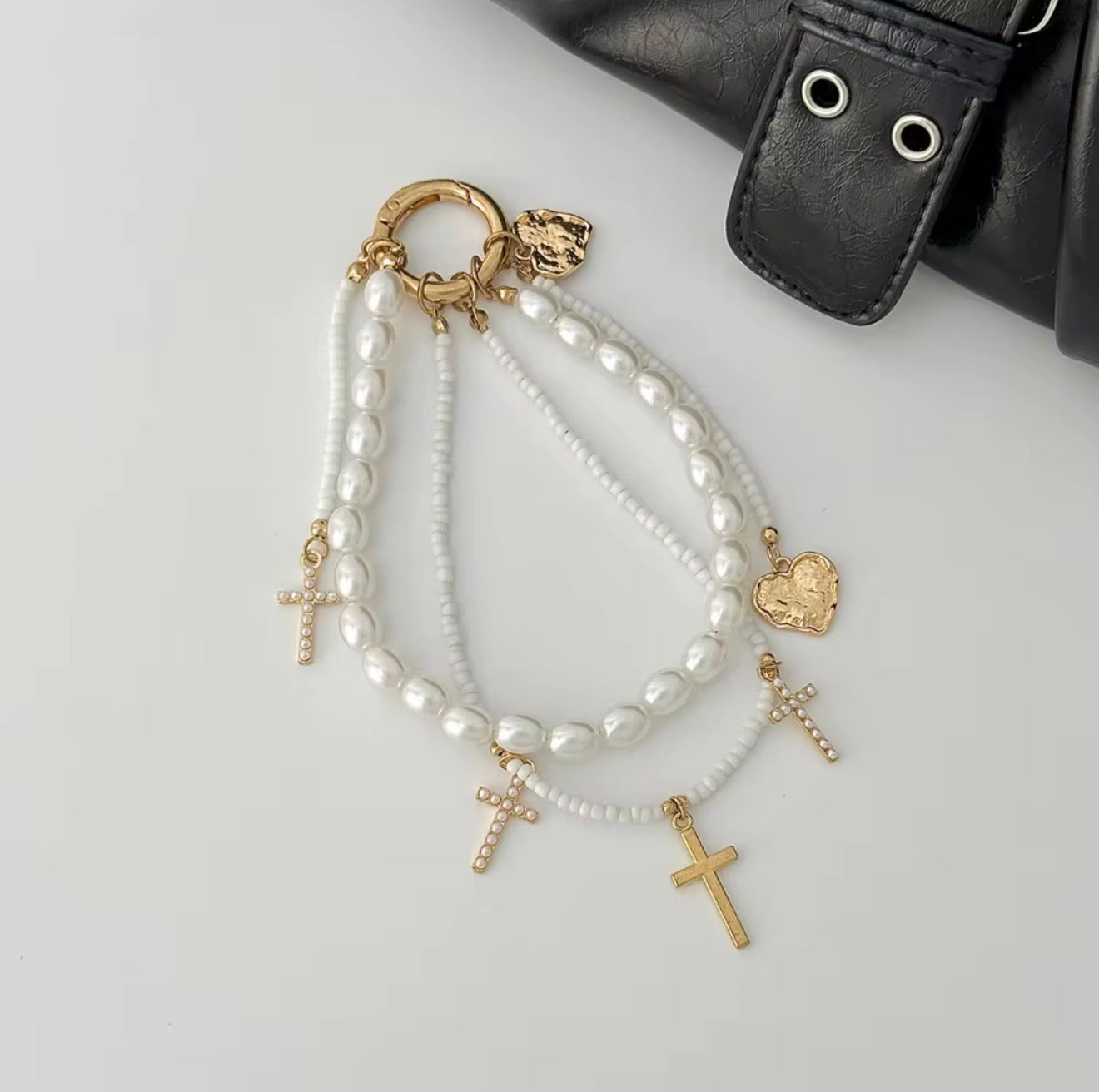 Charm Set per Borsa e Pantaloni – Fiocco di Perle, Nastro Leopardato e Catena Silver