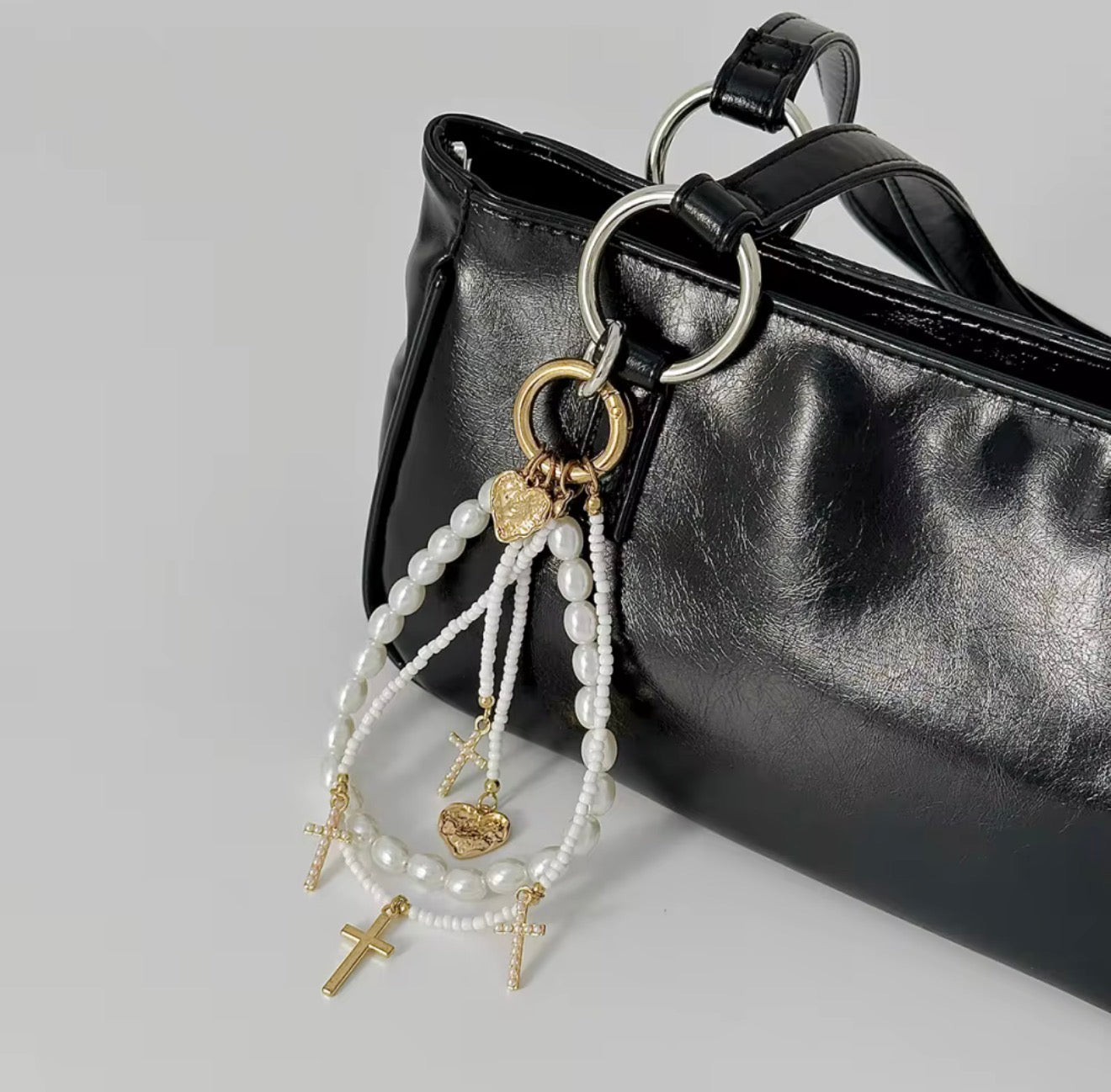 Charm Set per Borsa e Pantaloni – Fiocco di Perle, Nastro Leopardato e Catena Silver